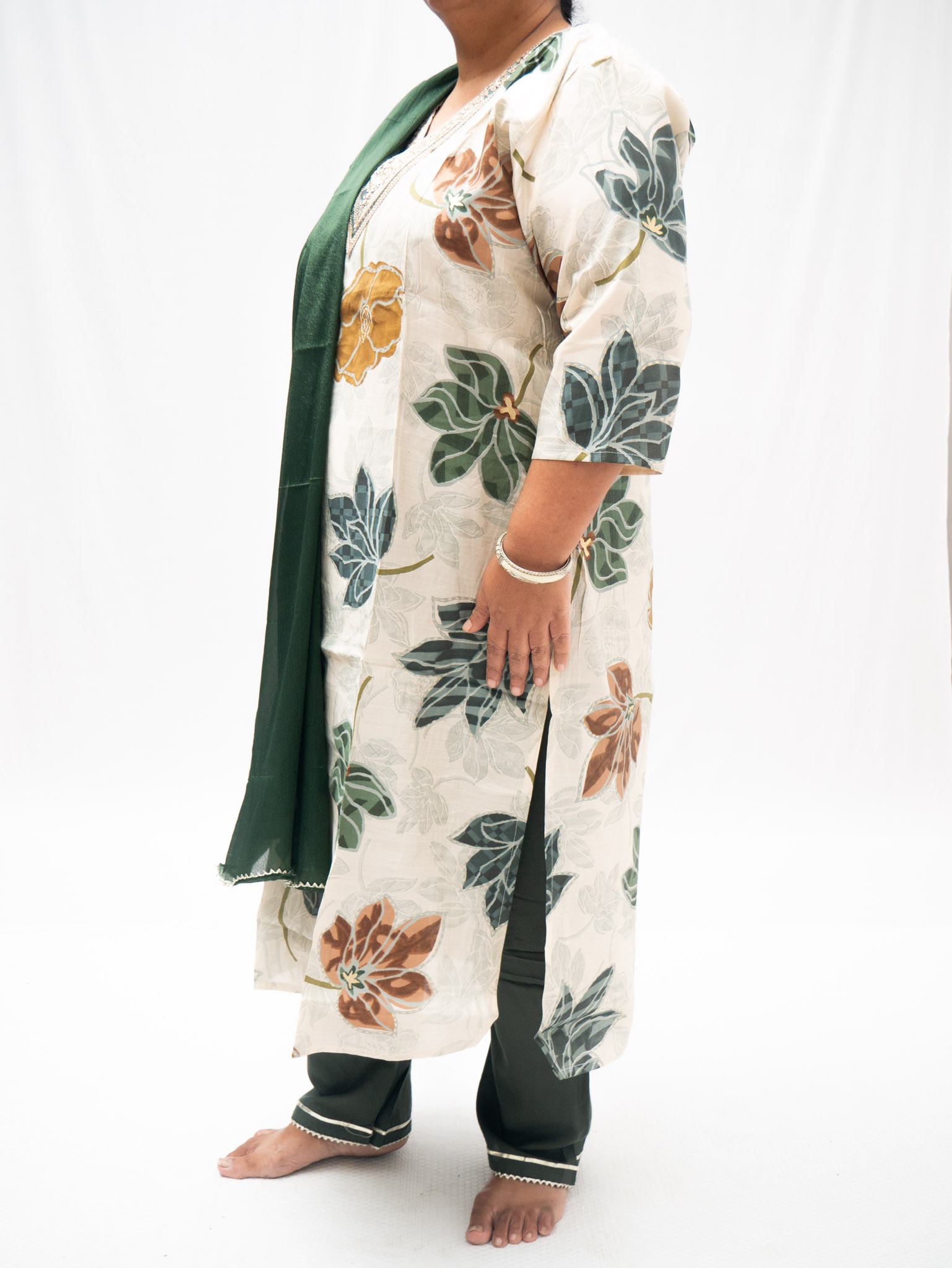 Floral Print Salwar Kurta set - Image 3