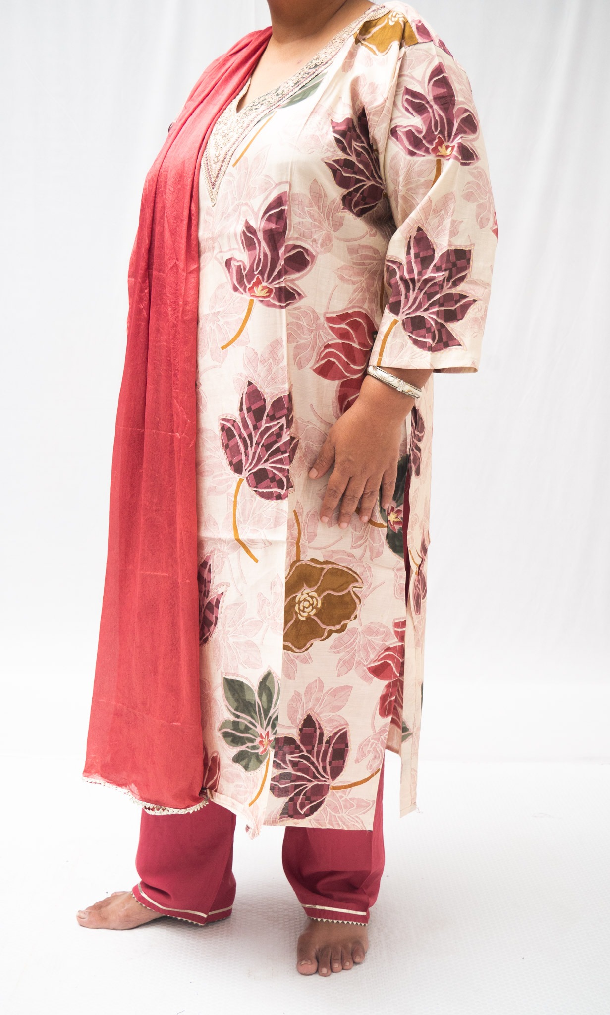Floral Print Salwar Kurta set - Image 5
